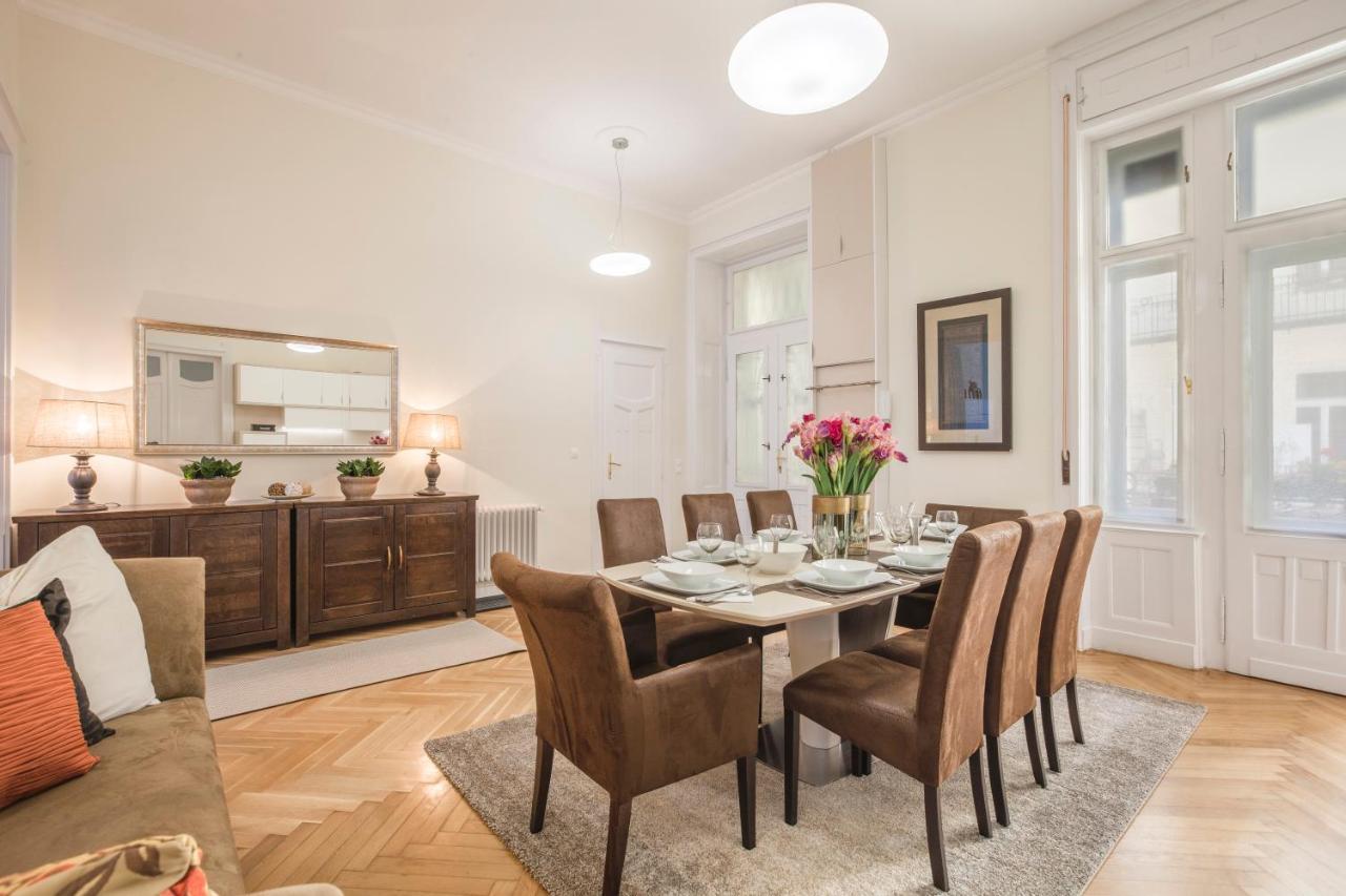 Modernized Unique Huge Central Apartment On 135Sqm บูดาเปสต์ ภายนอก รูปภาพ